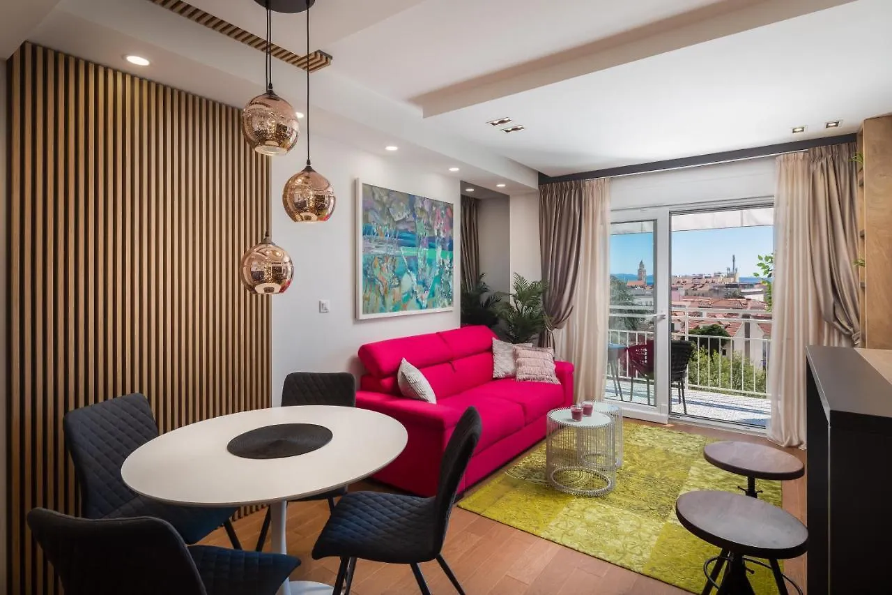 V Luxury Apartment Split