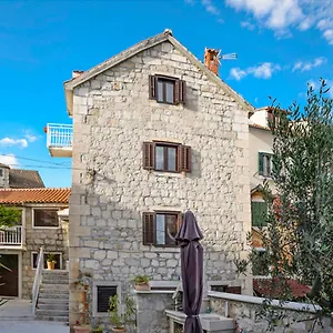F&a Apartment